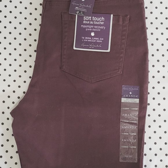 Gloria Vanderbilt Amanda Slimming Jeans (Color Falcon) - Picture 2 of 5
